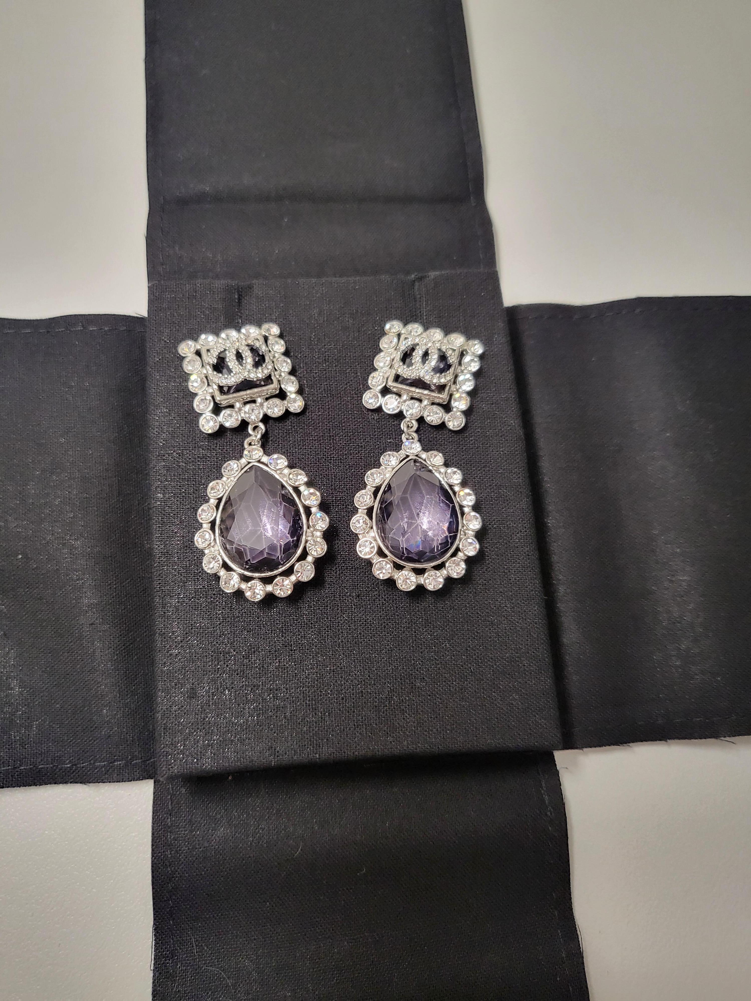 Chanel CC Purple Drop Crystal and Rhinetone Silver Earrings For Sale 1