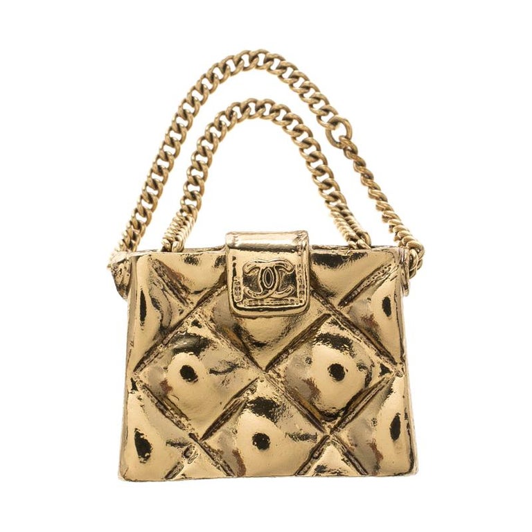 Chanel CC Quilted Bag Gold Tone Pin Brooch For Sale at 1stDibs
