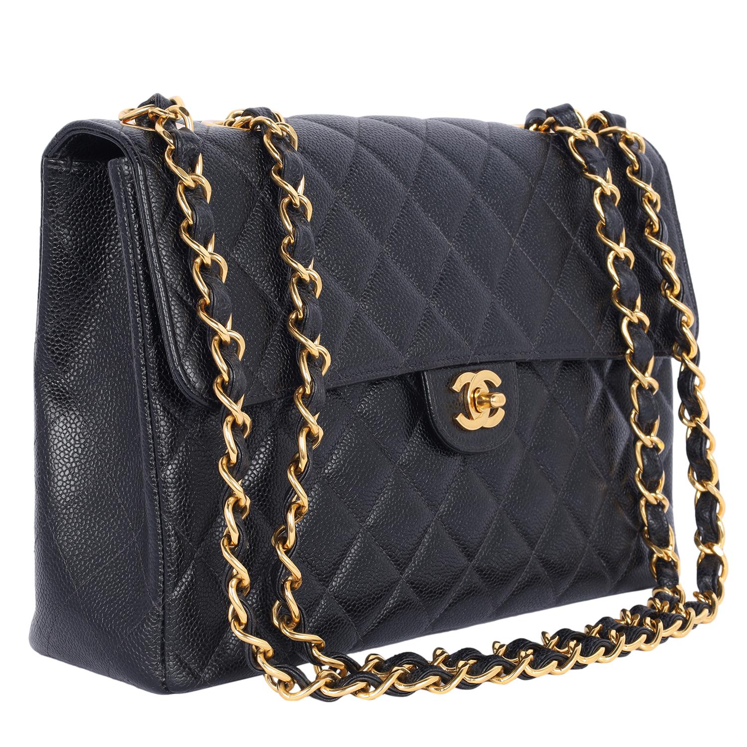 Chanel CC Quilted Jumbo Classic Caviar Leather Flap Bag In Good Condition For Sale In Salt Lake Cty, UT