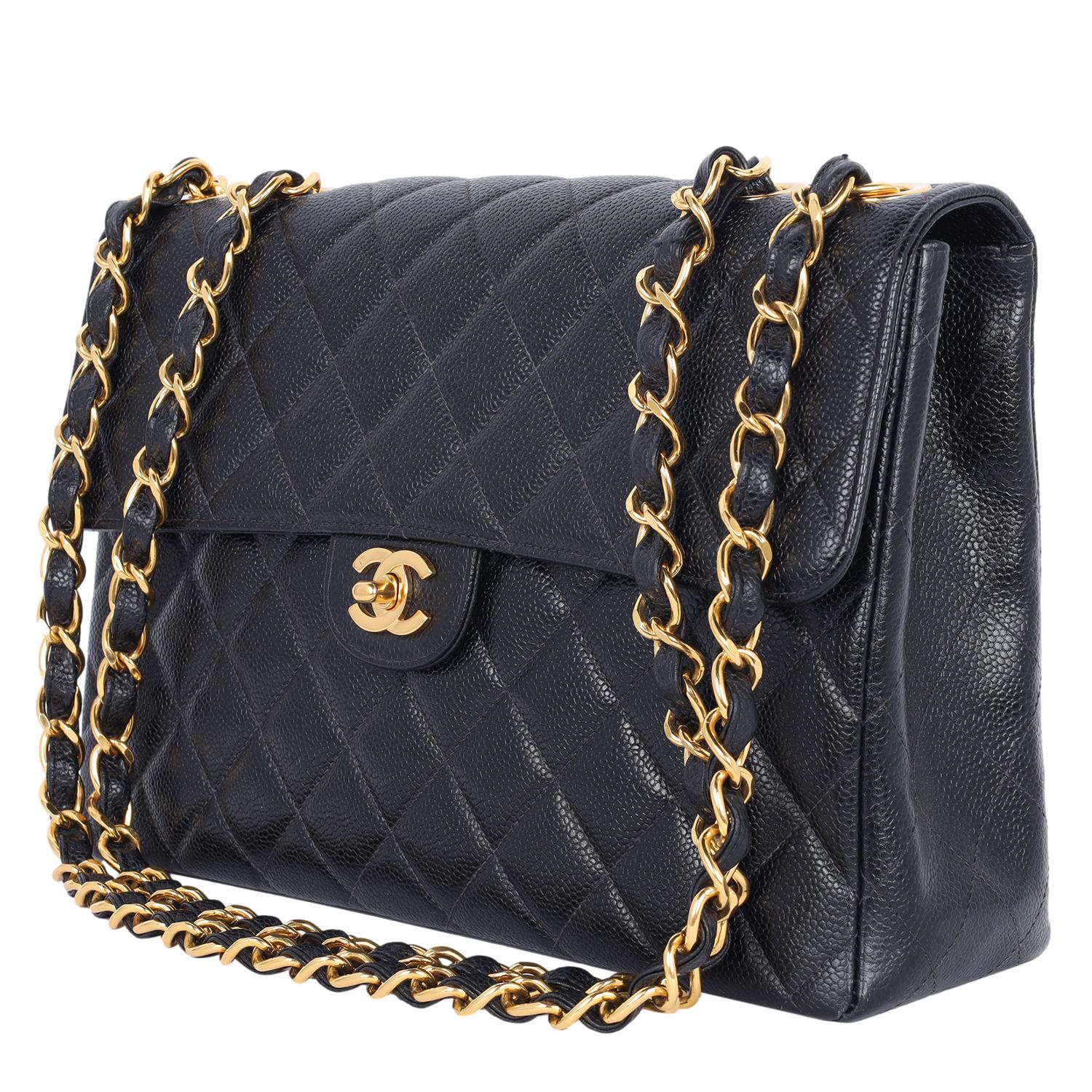 Women's Chanel CC Quilted Jumbo Classic Caviar Leather Flap Bag For Sale