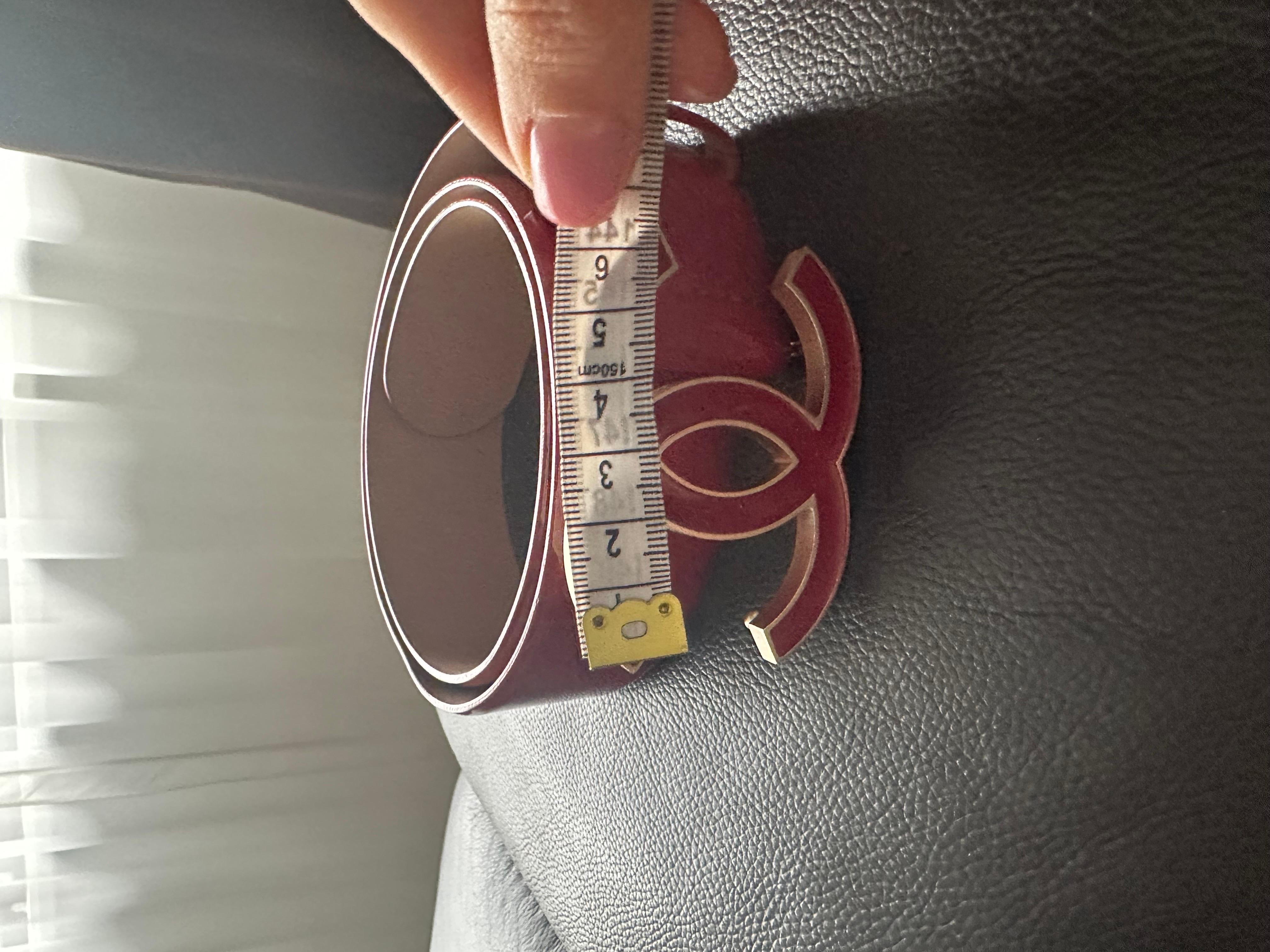 CHANEL CC Red Patent Leather Belt  Size 95/38 For Sale 2