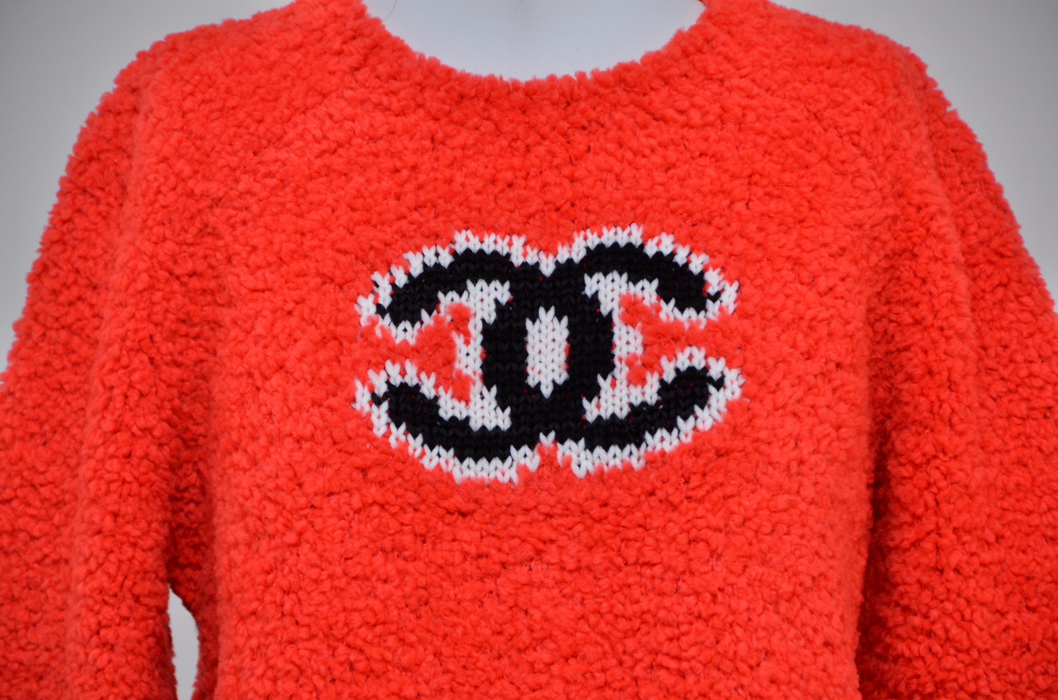 Women's CHANEL CC Red Teddy Sweater   NEW   Size 40FR