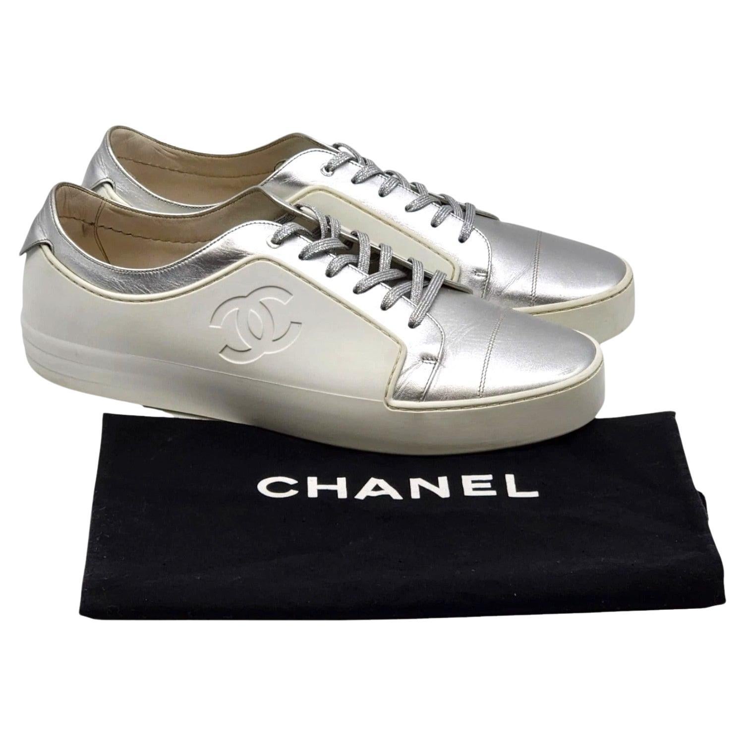 Chanel CC Rev Men
s Leather Sneakers White Silver G32719 EU 46 US 13 en vente
