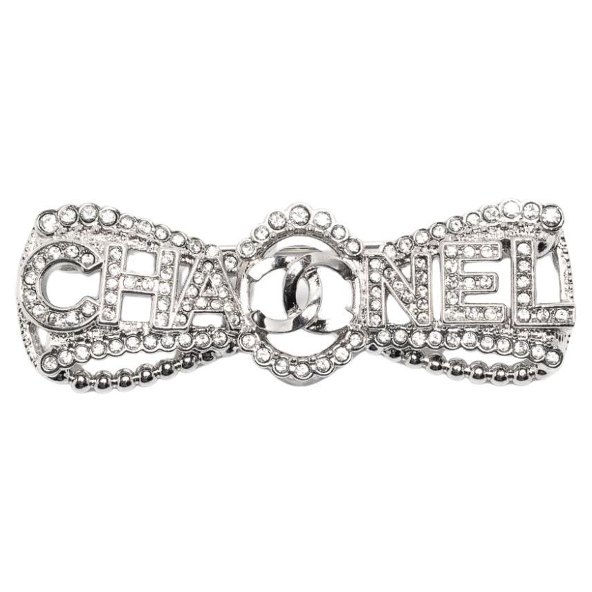 Chanel CC Rhinestone-Embellished Bow Brooch For Sale