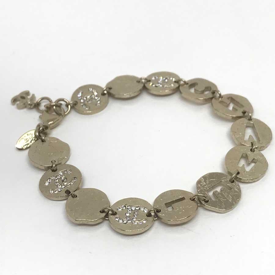 CHANEL CC Rhinestones Bracelet  In Excellent Condition In Paris, FR