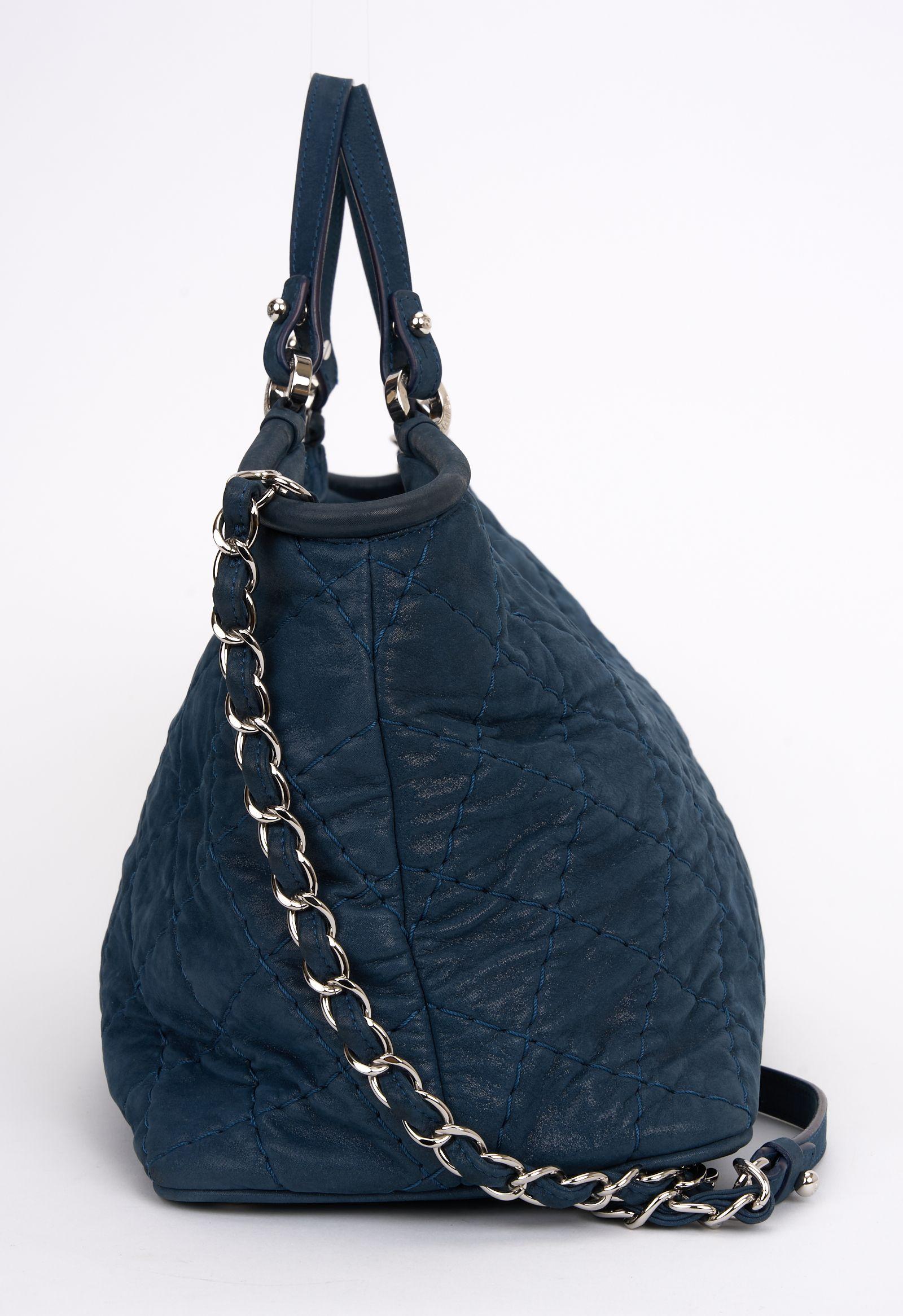 Black Chanel CC Sea Hit Tote Quilted For Sale