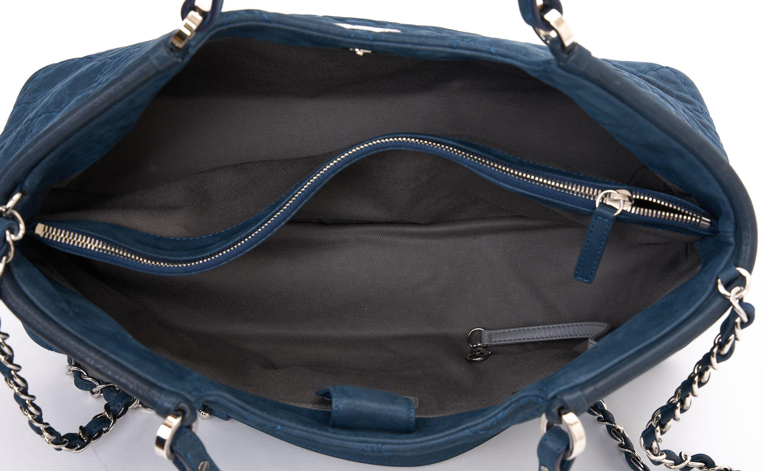 Chanel CC Sea Hit Tote Quilted For Sale 2