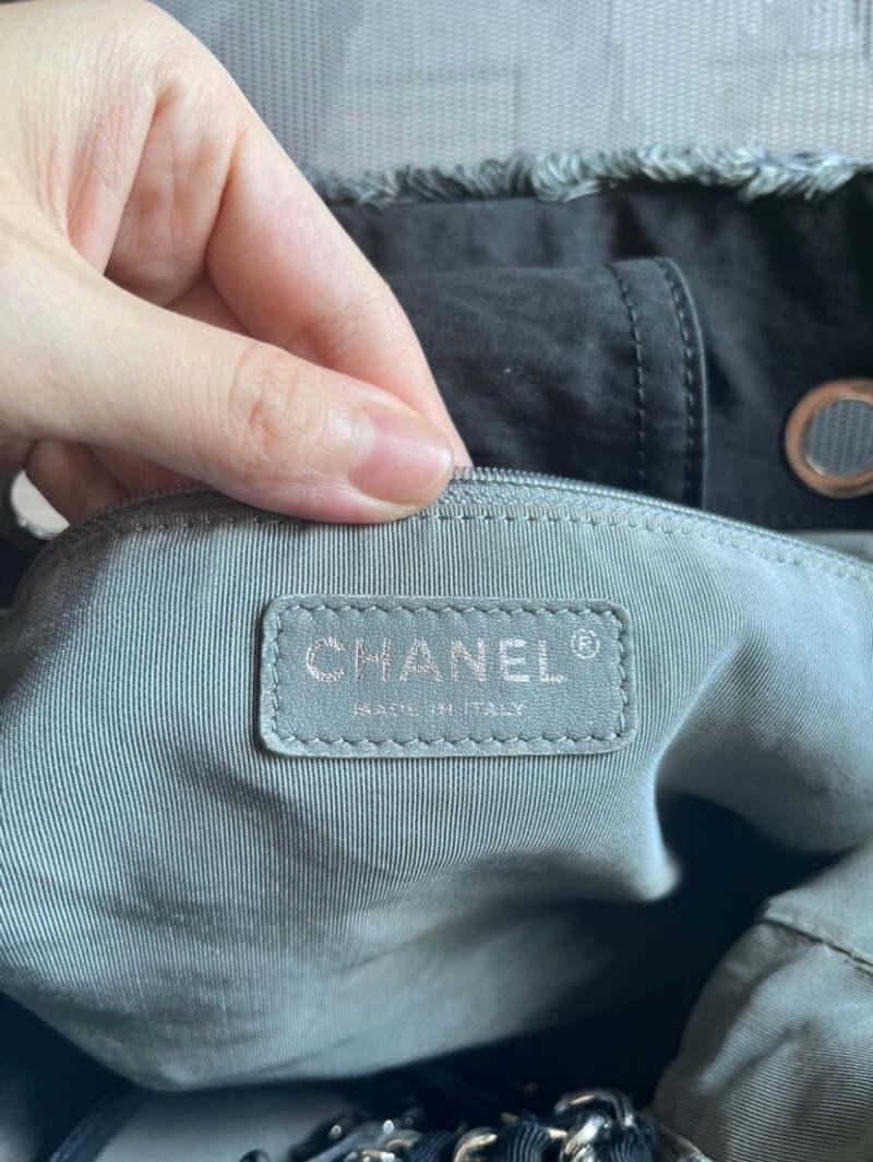 Chanel CC Shopping Tote Medium Blue For Sale 12