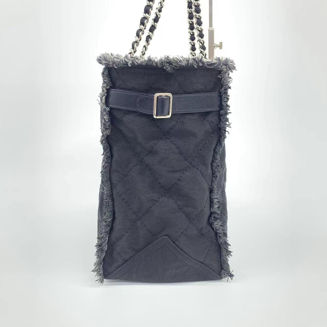 Gray Chanel CC Shopping Tote Medium Blue For Sale