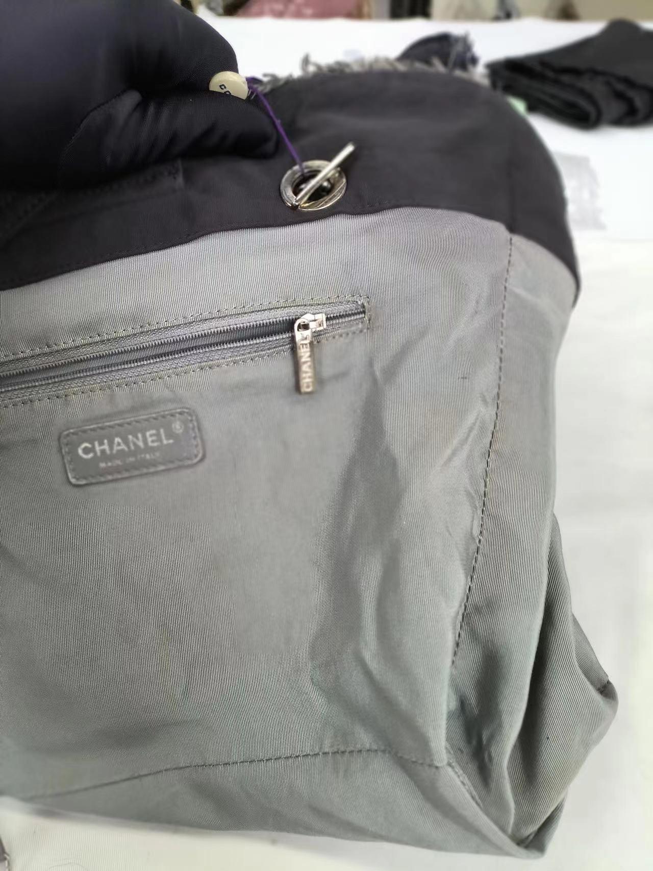 Chanel CC Shopping Tote Medium Blue For Sale 3