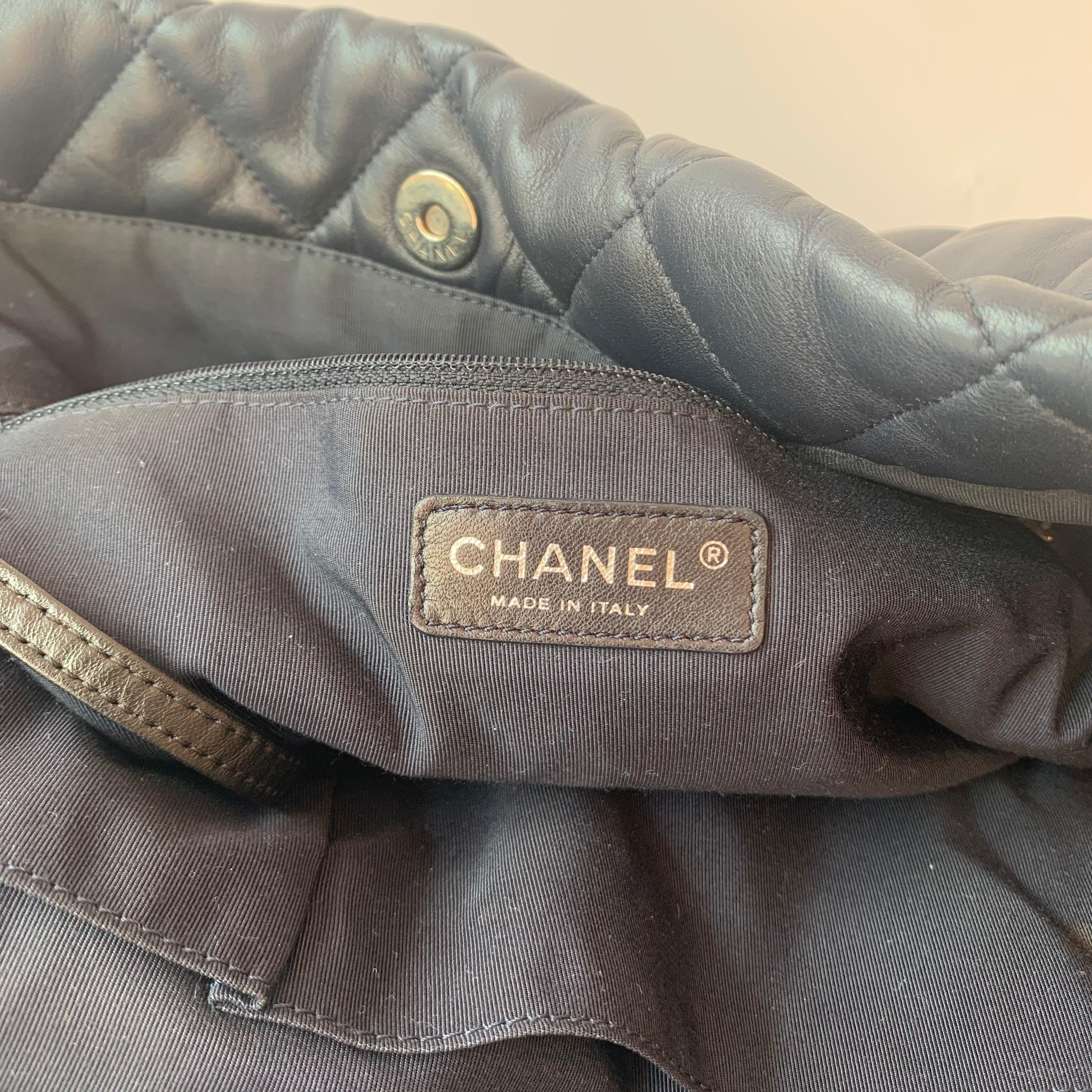 Chanel CC Shopping Tote Medium Cannage Lambskin Leather Navy with White Stripes 3
