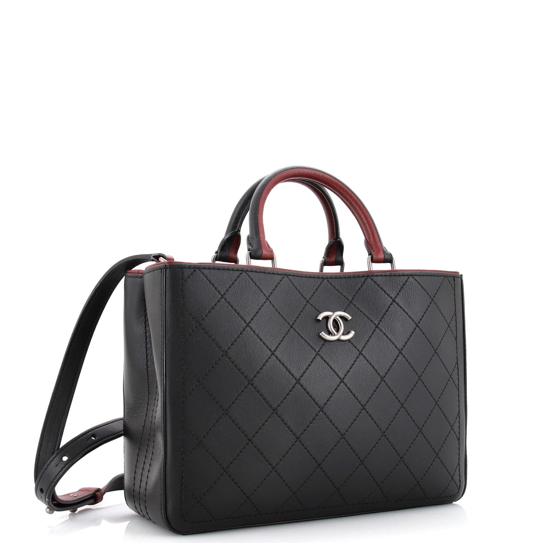 Chanel CC Shopping Tote Stitched Bullskin Medium In Good Condition For Sale In NY, NY