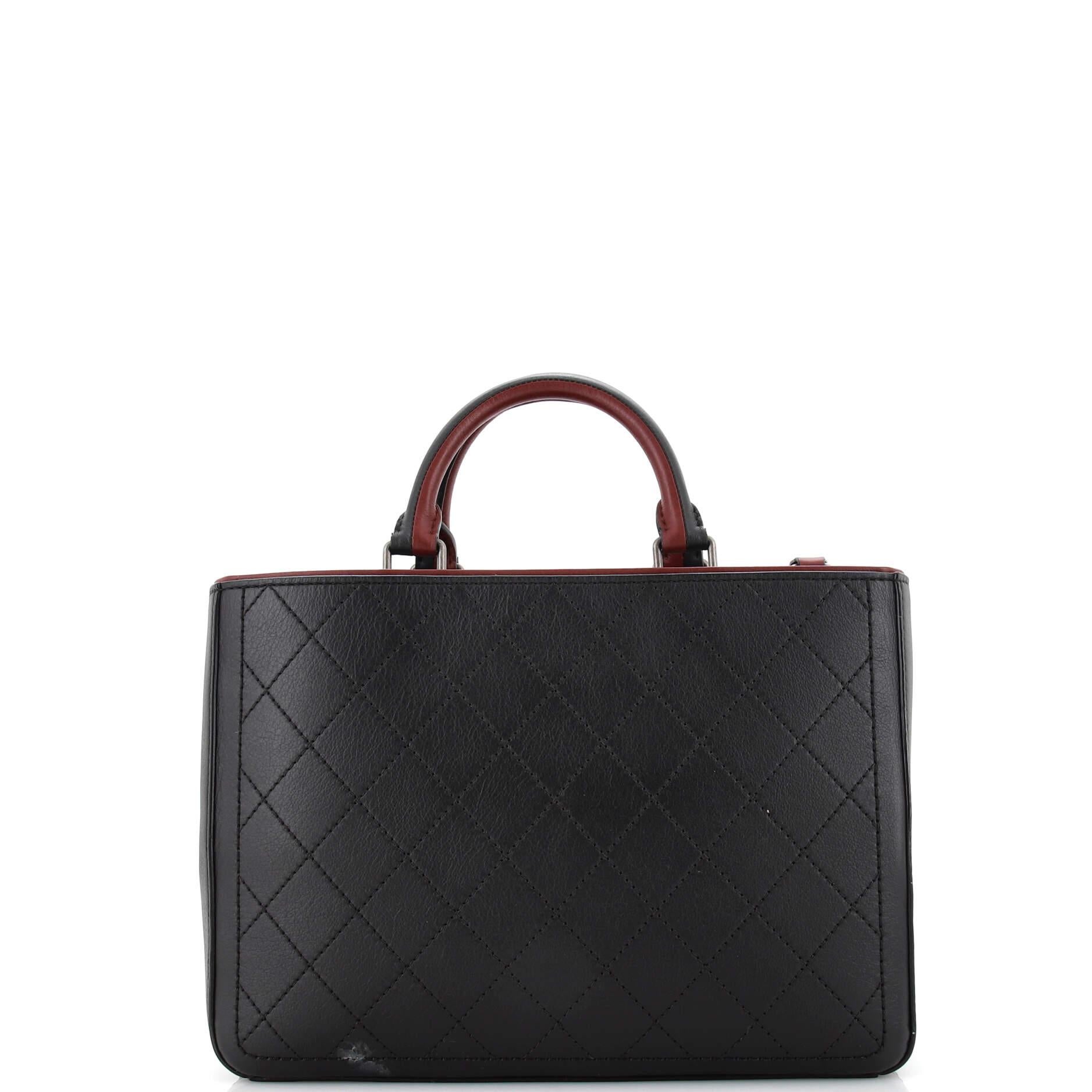 Women's Chanel CC Shopping Tote Stitched Bullskin Medium For Sale