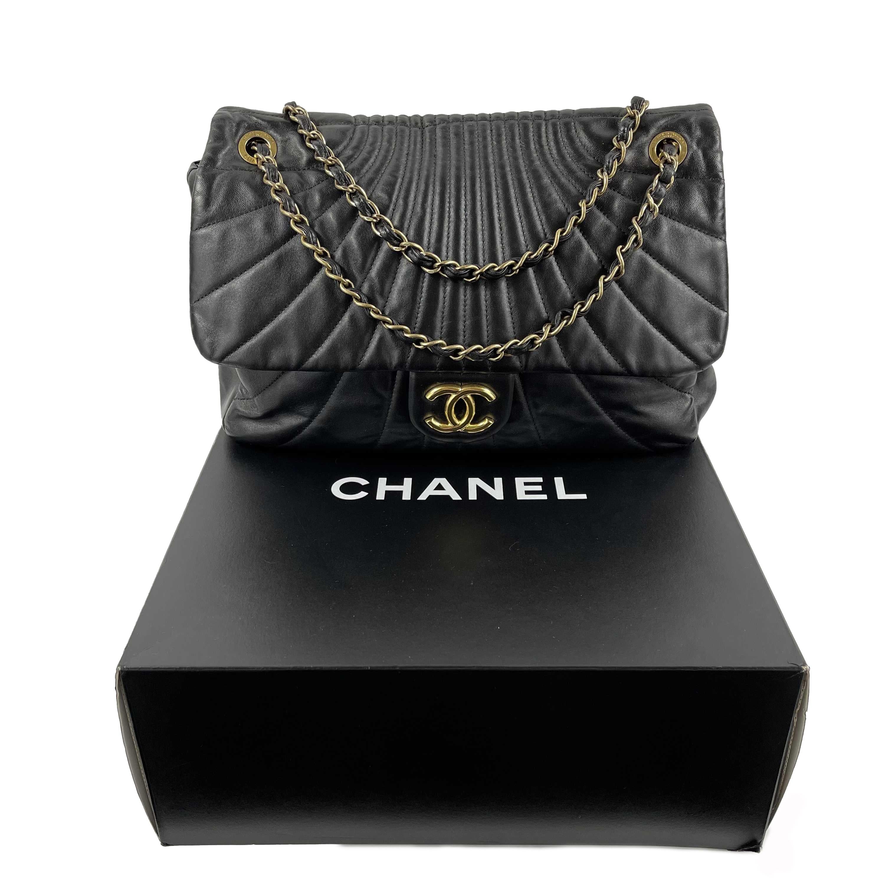 Chanel - CC Single Chain Shoulder Bag Plastic Bi-Color Shoulder Bag 3