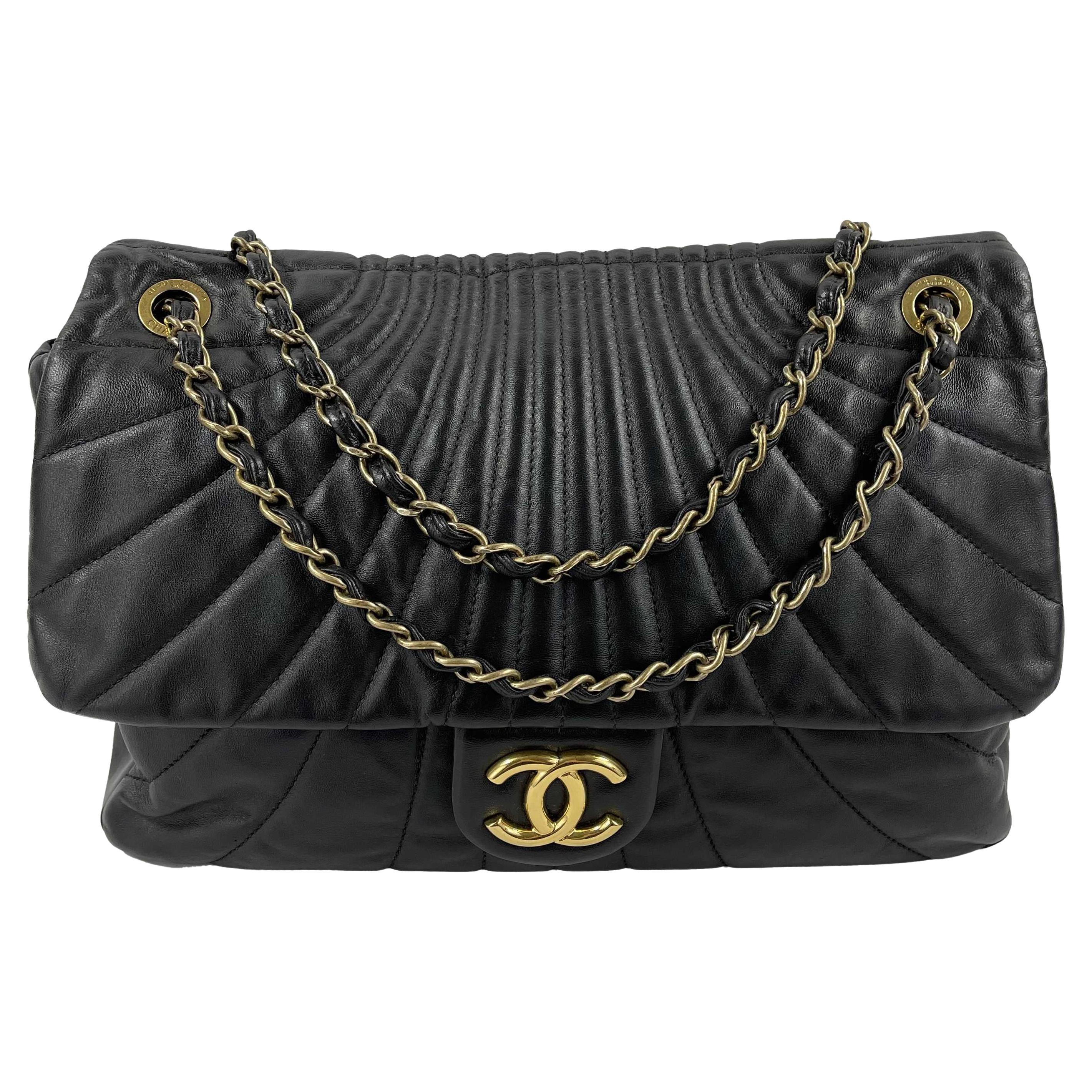 Chanel - CC Single Chain Shoulder Bag Plastic Bi-Color Shoulder