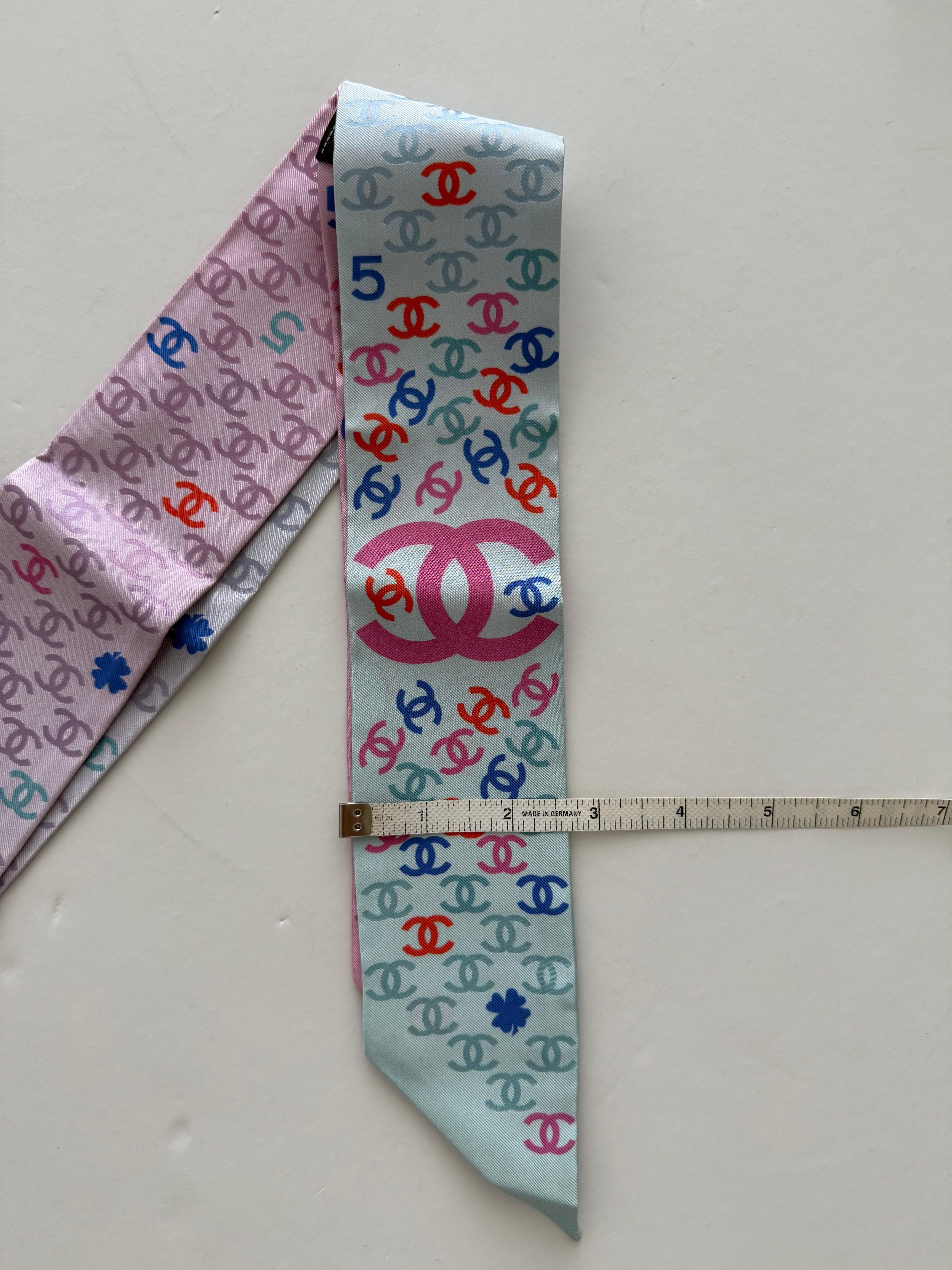 Grigio Chanel CC Slim Bandeau Twillie Rosa/Azzurro/Rosso 2022 Nuovo in vendita