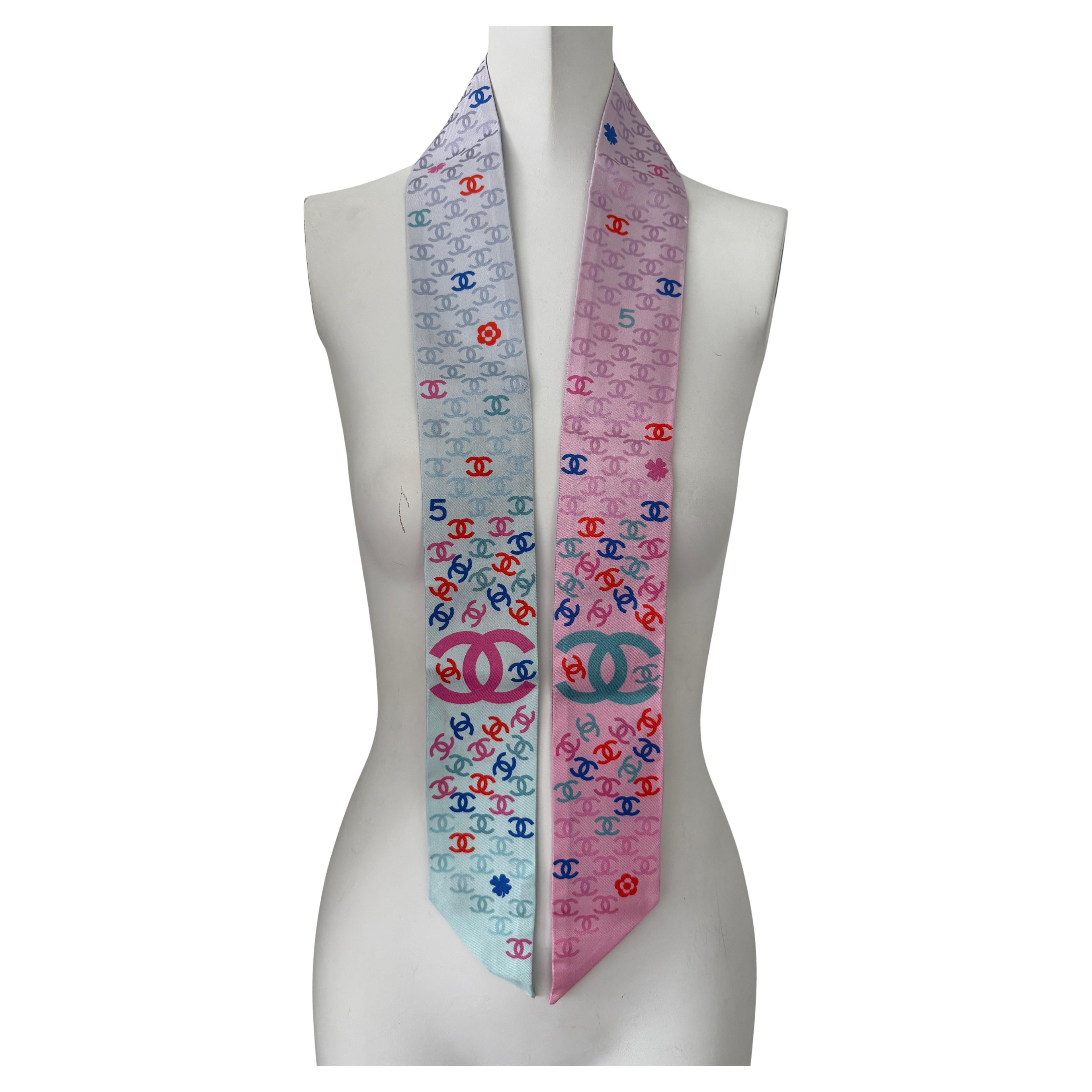 Chanel CC Slim Bandeau Twillie Rosa/Azzurro/Rosso 2022 Nuovo In condizioni Nuovo in vendita a New York, NY