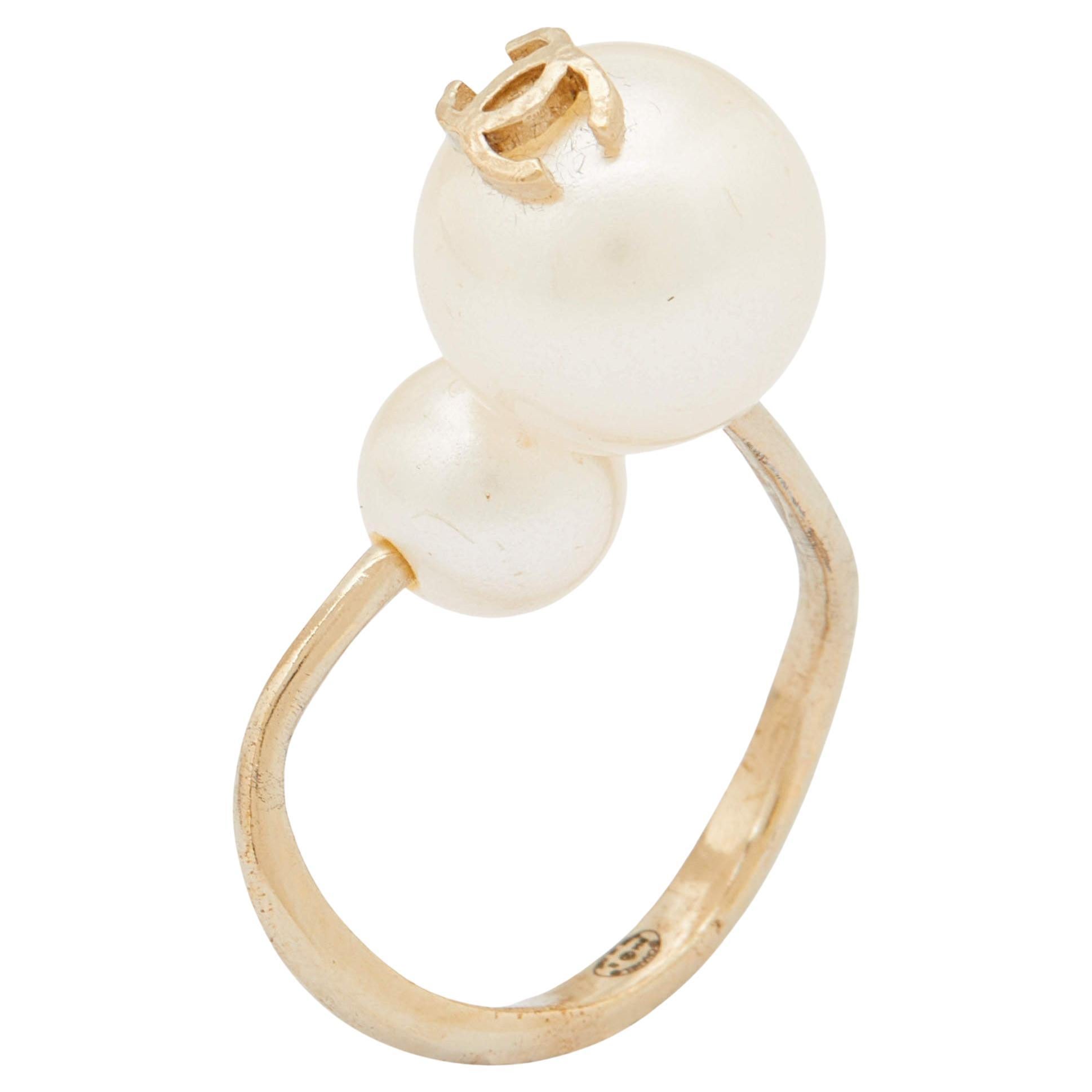 Chanel CC Spiral Faux Pearl Gold Tone Ring Size 47
