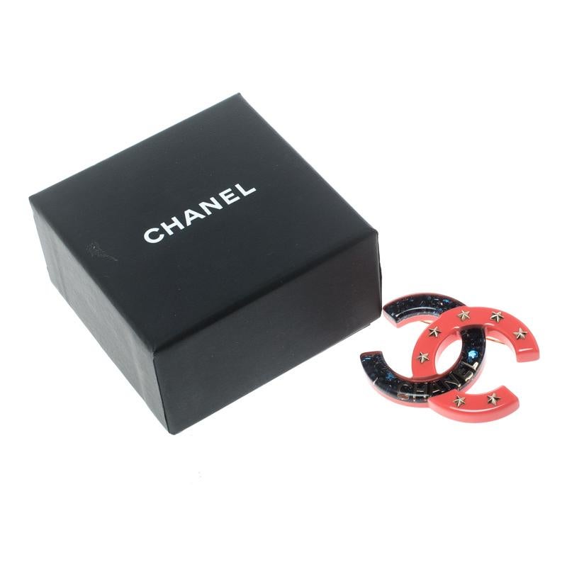 Women's Chanel CC Star Resin Gold Tone Pin Brooch