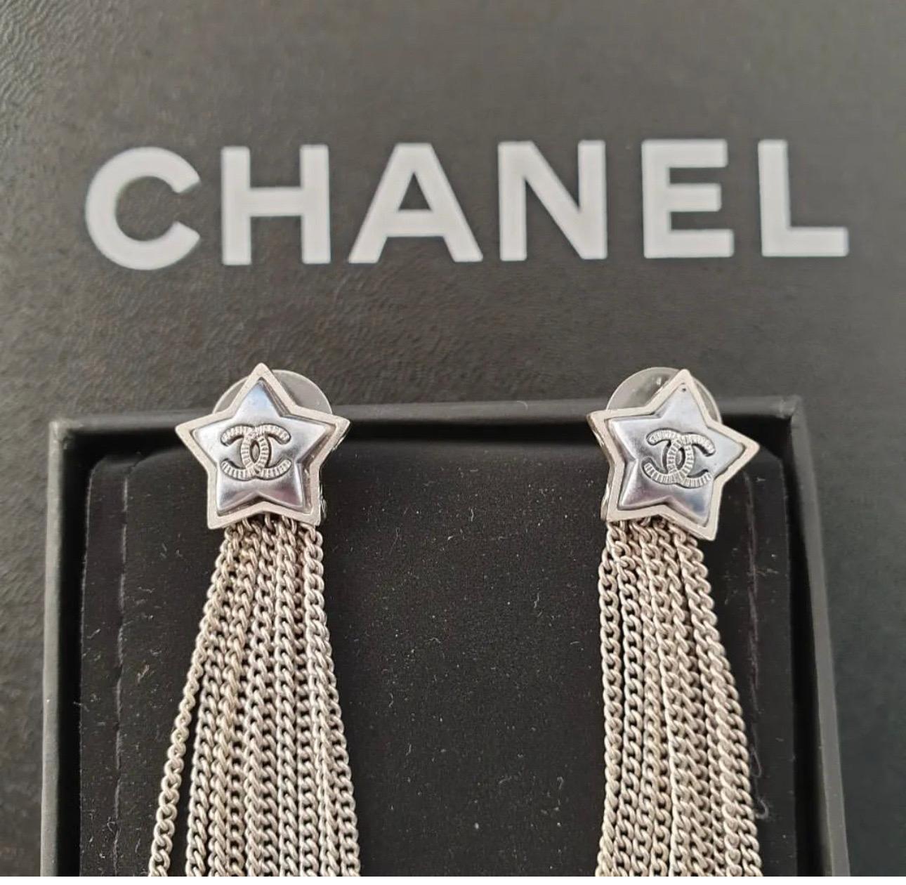 From the Pre-Fall 2017 Collection. Silver-tone Chanel CC star tassel earrings with clutch back closures. 

Measurements: Length 4.4”, Width 0.6“
(11.5 cm)
Very good condition.
Includes box.