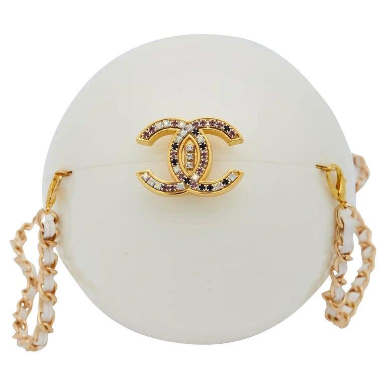 Chanel CC Strass Clasp 2016 VIP Gift PVC Pearl Bag For Sale at 1stDibs |  chanel pearl bag, chanel pearl shaped bag, chanel pvc bag