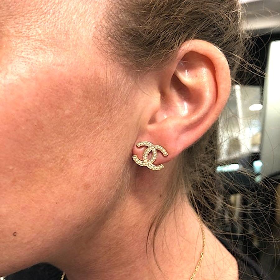 chanel cc earrings