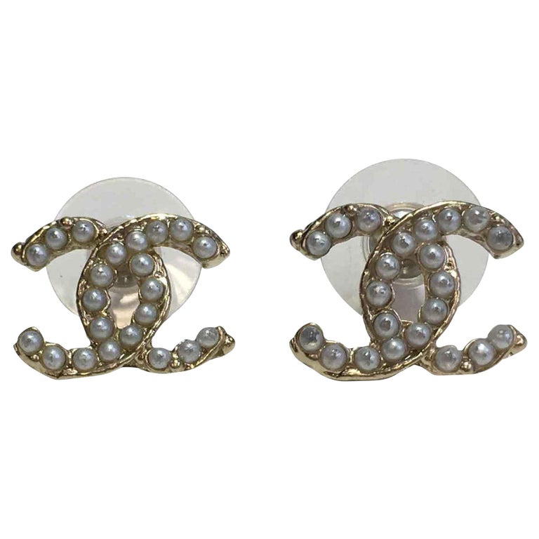 CHANEL CC Stud Earrings in Gilt Metal set with Pearl Beads. at 1stDibs