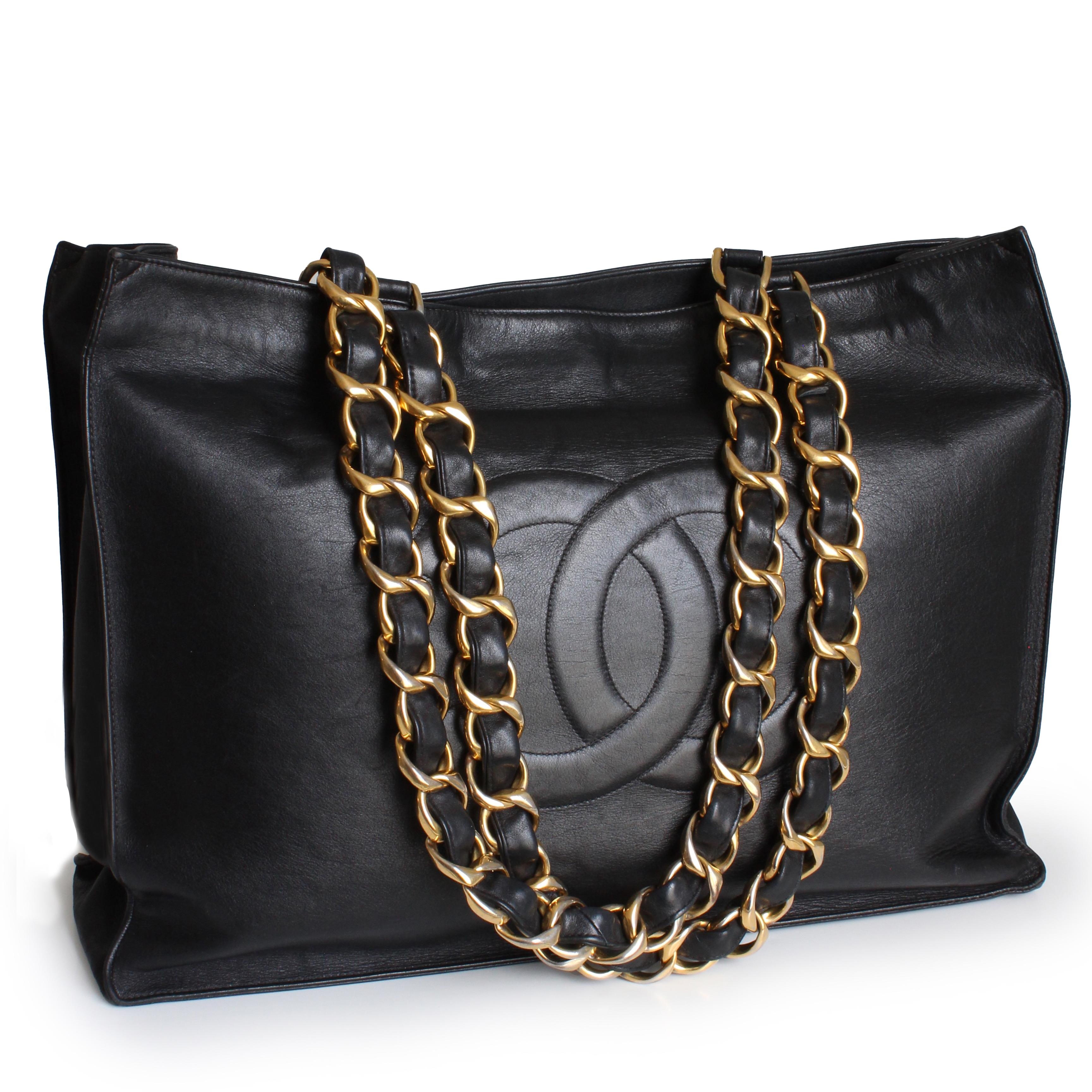 Women's or Men's Chanel CC Tote Bag Black Lambskin Gold Chain Vintage 1990s Large Shoulder Bag 
