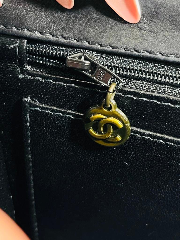 Chanel 'CC' Turn-Lock Vintage Leather Bag For Sale 5