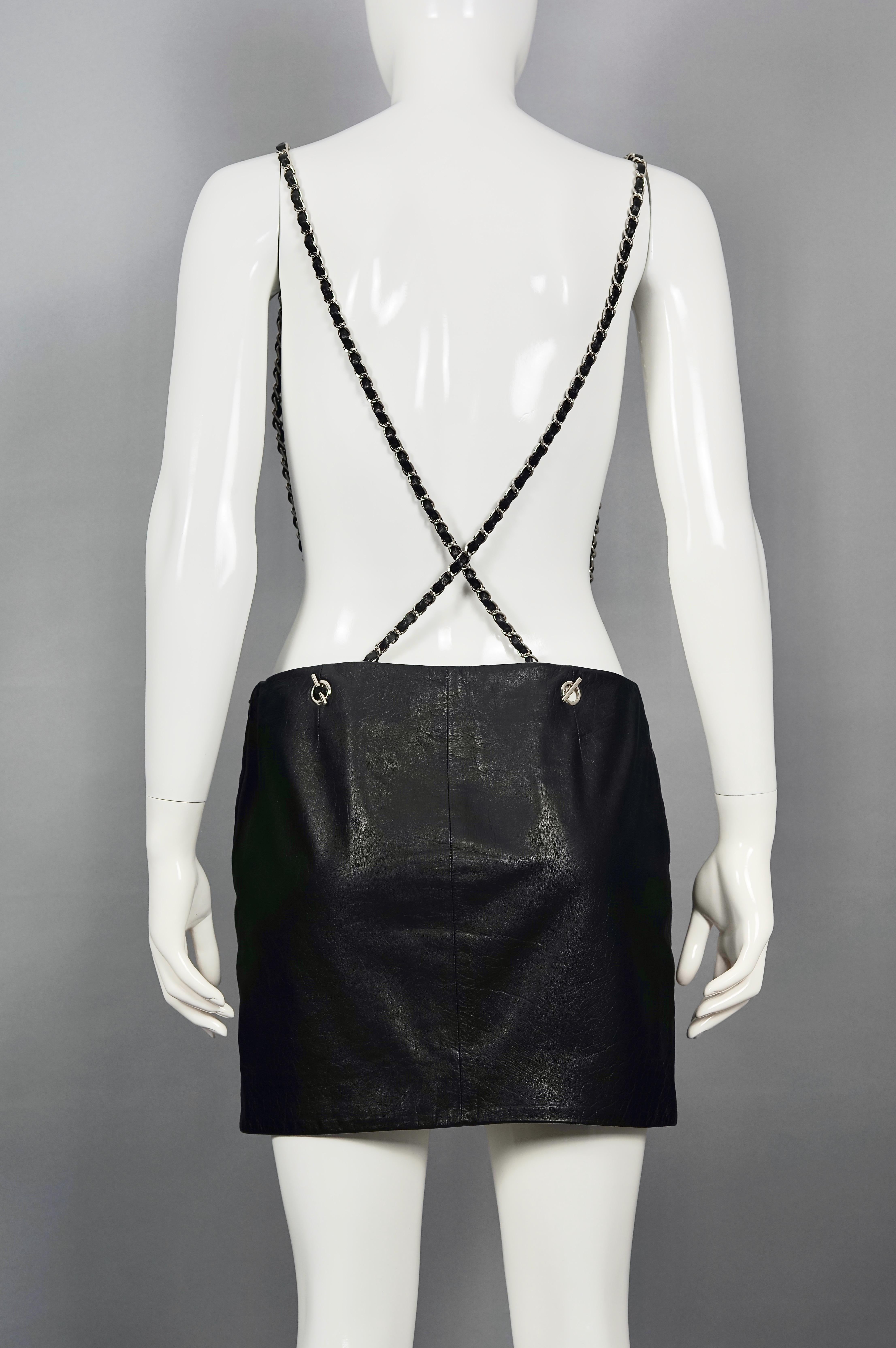 CHANEL CC Turnlock Chain Suspender Leather Quilted Skirt In Excellent Condition In Kingersheim, Alsace