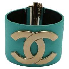 CHANEL CC Turquoise Color Leather Cuff Bracelet Size M, 2018