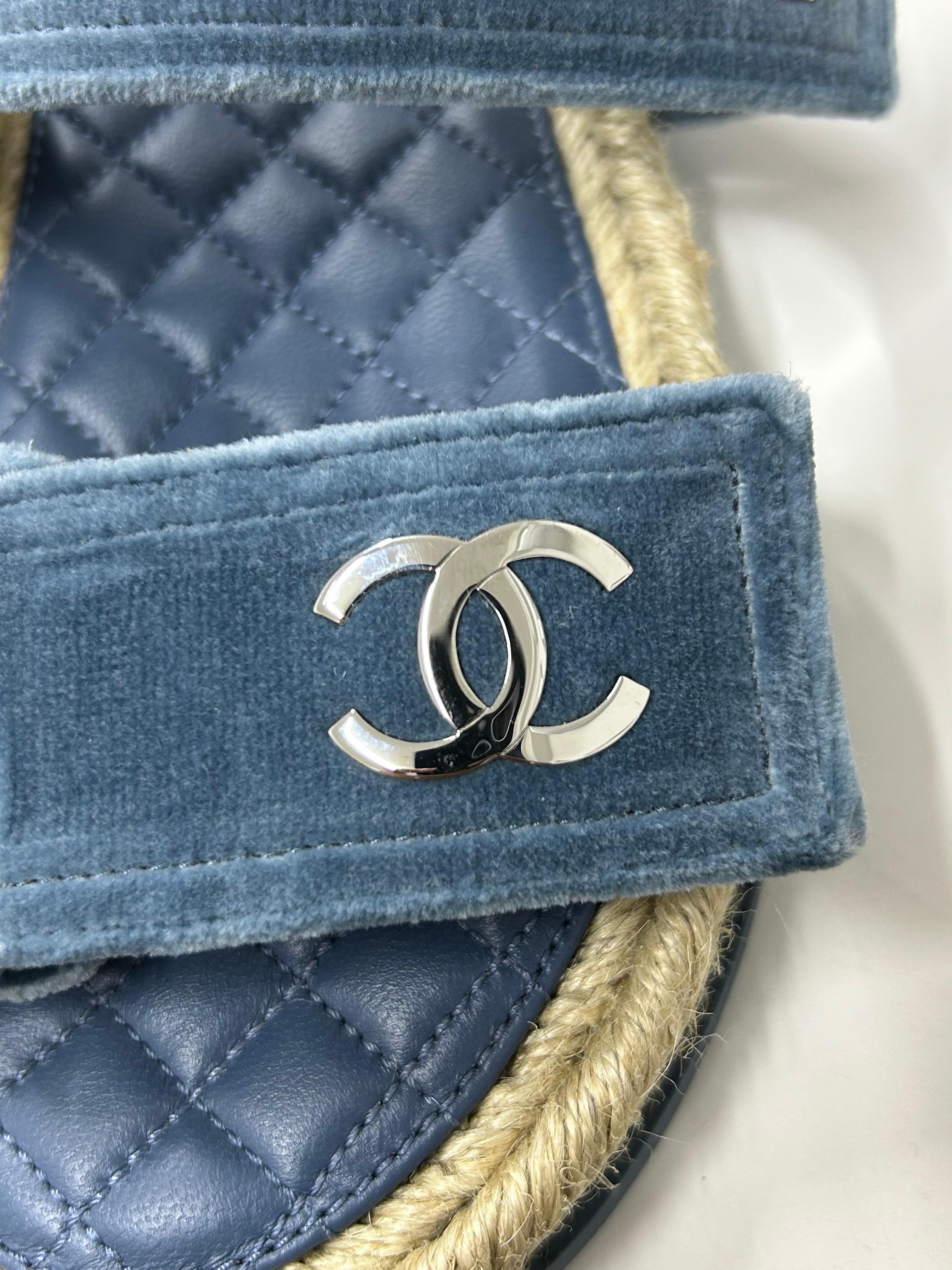 Women's Chanel CC Velvet Mules Size EU 39