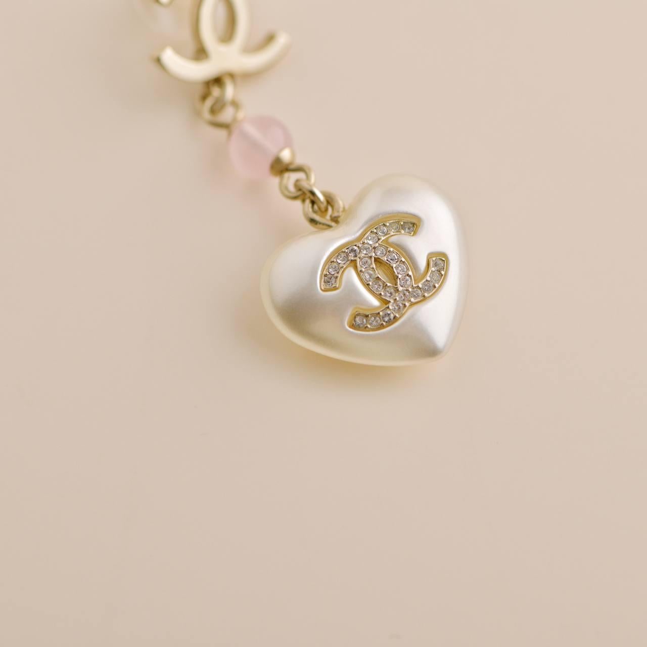 Chanel CC White Heart Faux Pearl Pendant Drop Earrings For Sale 1