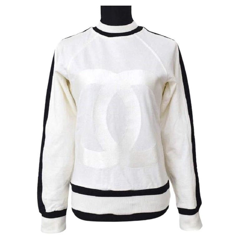 CHANEL CC White Logo Black Trim Cotton Sweatshirt