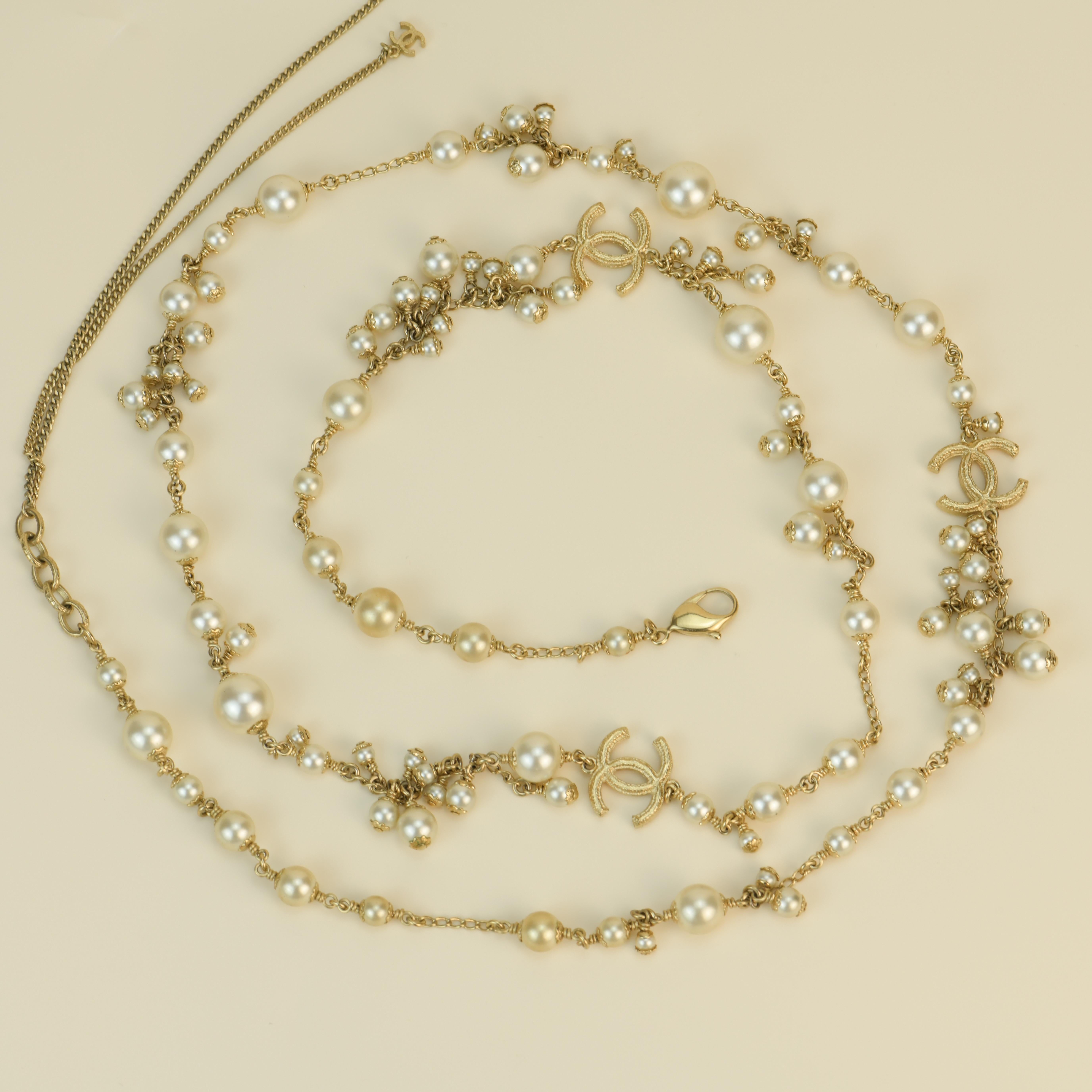 Women's or Men's Chanel CC White Pearl Long Necklace