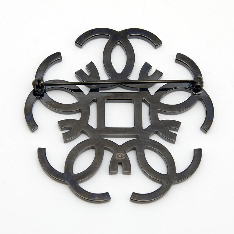 Chanel CC Yellow Crystal Embellished Black Tone Pin Brooch For Sale at ...