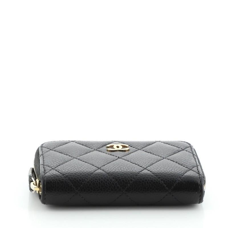 Women's or Men's Chanel CC Zip Coin Purse Quilted Caviar Small