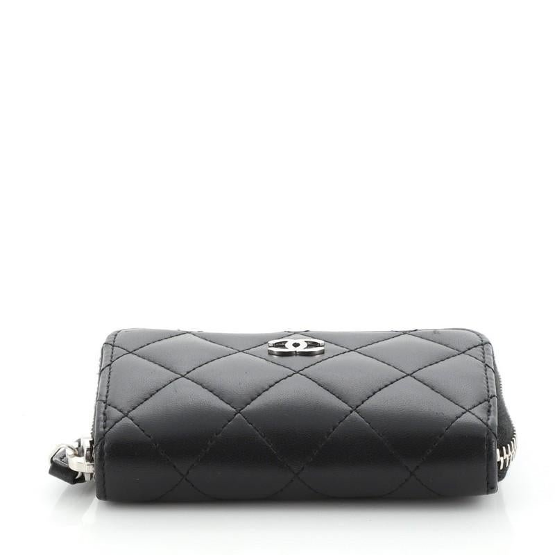 chanel zipper wallet small