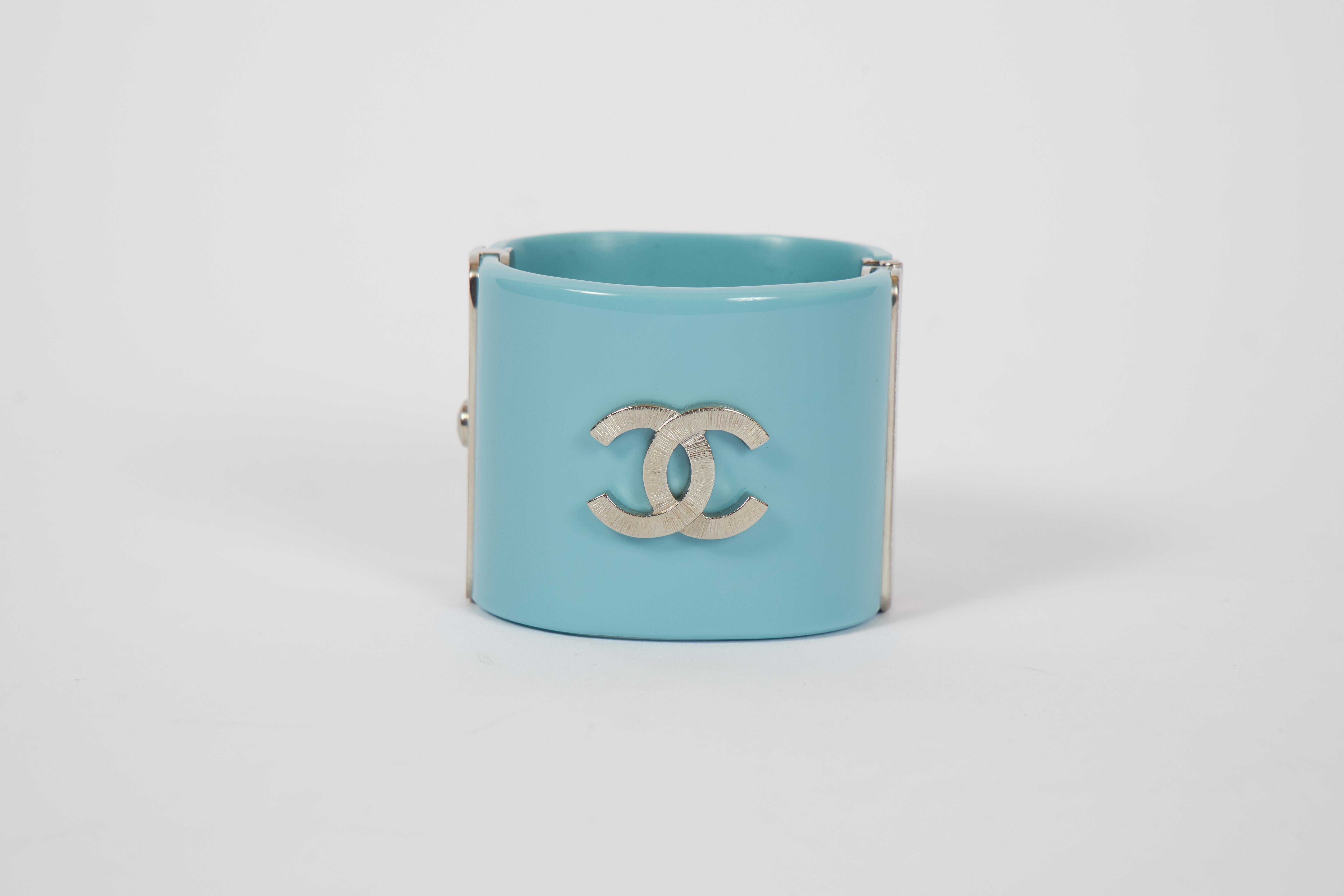 Chanel Celeste Pearls & Gripoix Cuff Bracelet In Excellent Condition In West Hollywood, CA