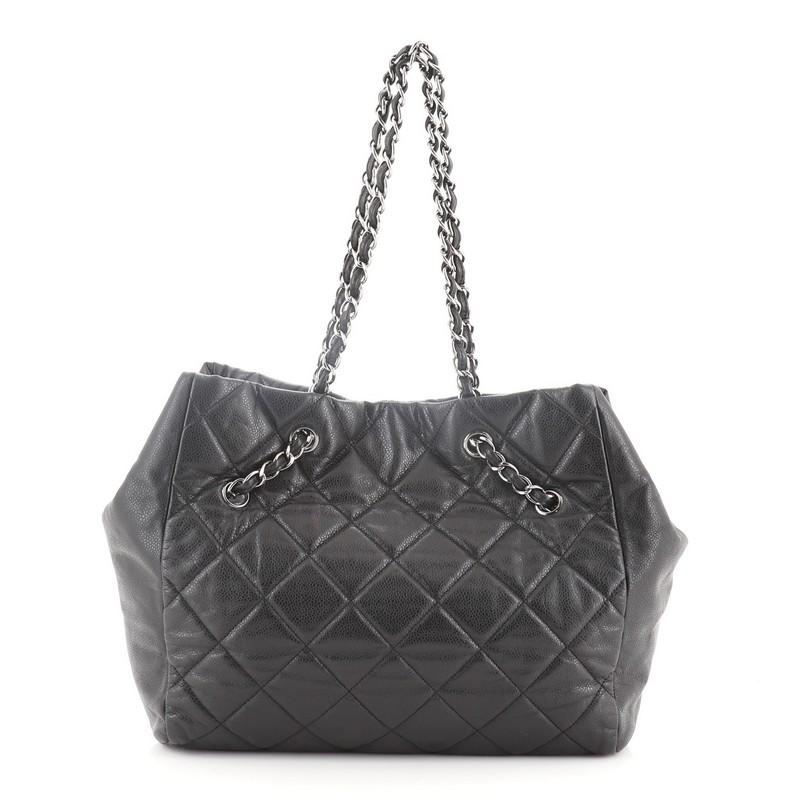 Chanel Cells Tote Caviar Acolchado Grande Negro
