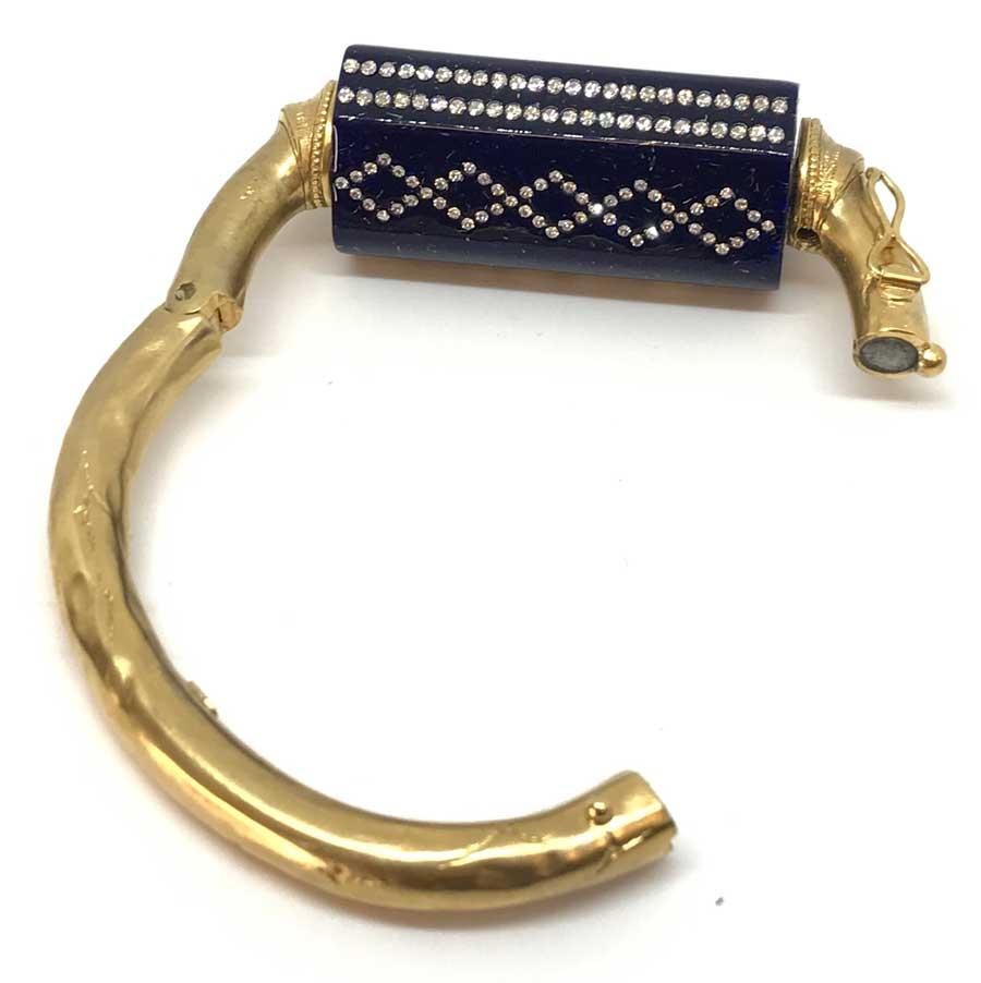 CHANEL Bracelet en céramique bleue en vente 2