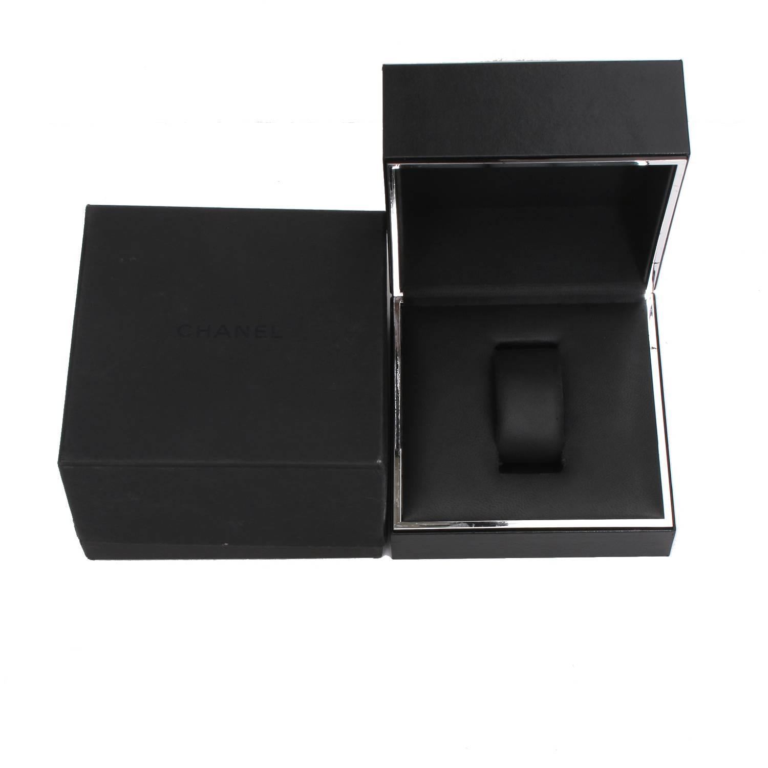 Women's or Men's Chanel ceramic Diamond J12 Automatic Wristwatch Ref H0969
