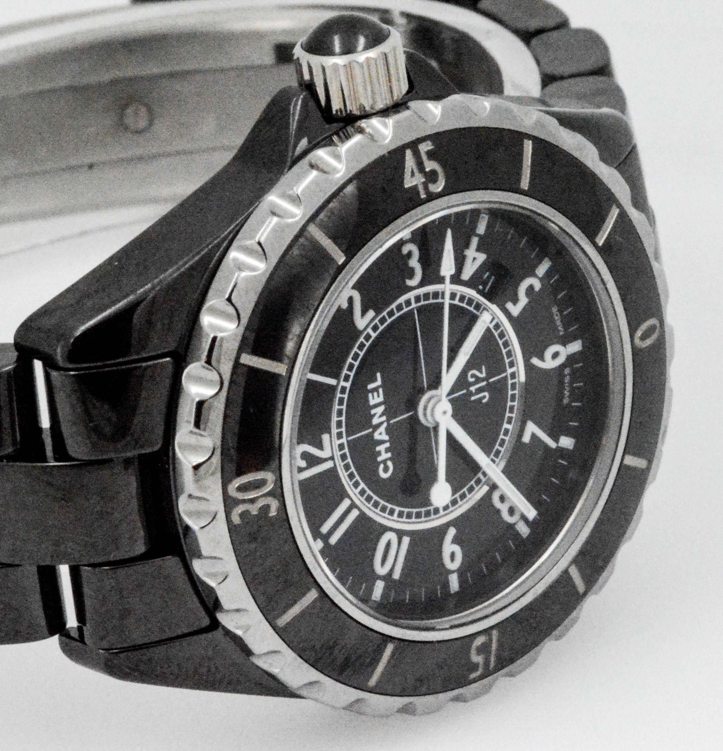 Modern Chanel Ceramic J12 Black Dial Quartz Wristwatch