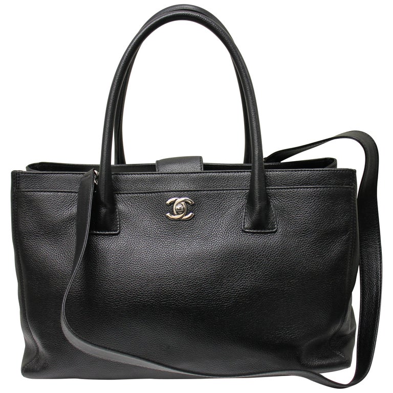 Chanel Cerf Tote With Shoulder Strap For Sale at 1stDibs