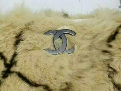 Chanel Chain 211395 Natural X Black Fur Tote