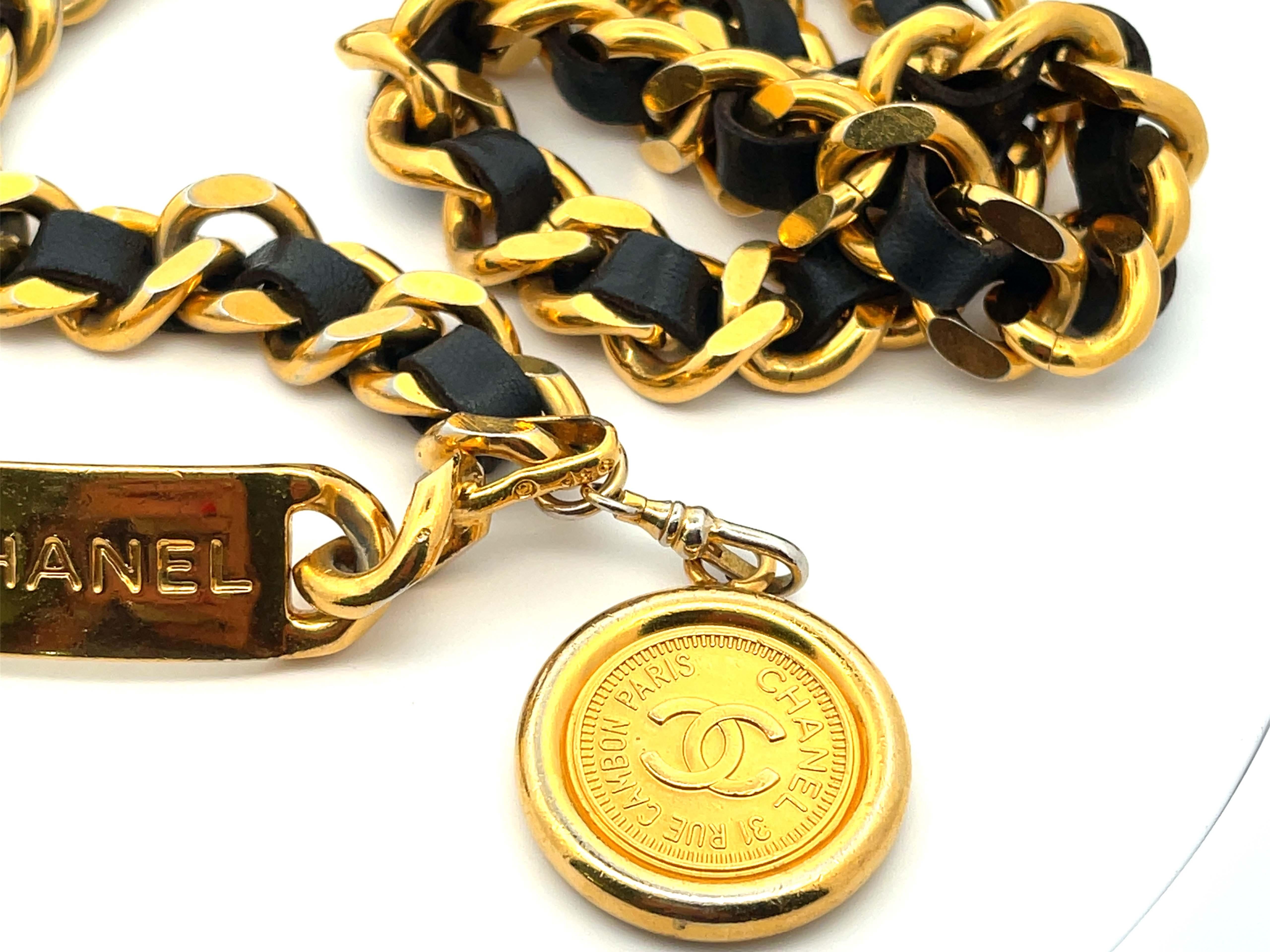 Modern CHANEL Chain and Leather Loop CC Medallion Belt  For Sale