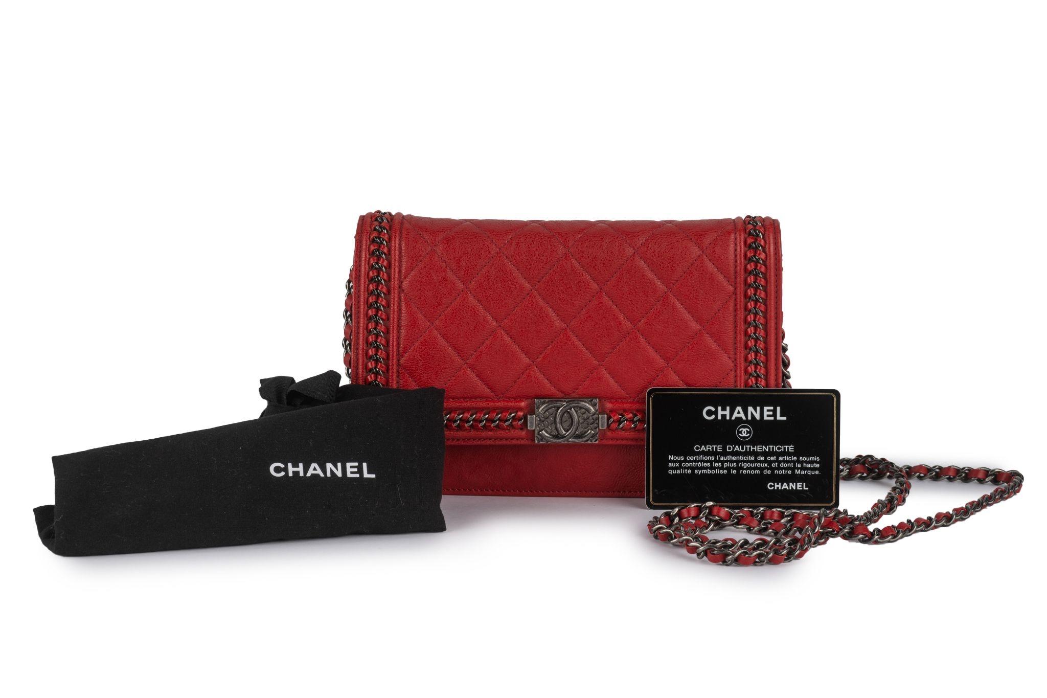 Chanel Portafoglio a catena per ragazzo su catena in vendita 9