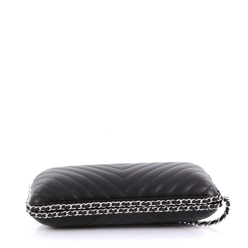 chanel clutch bag with chain