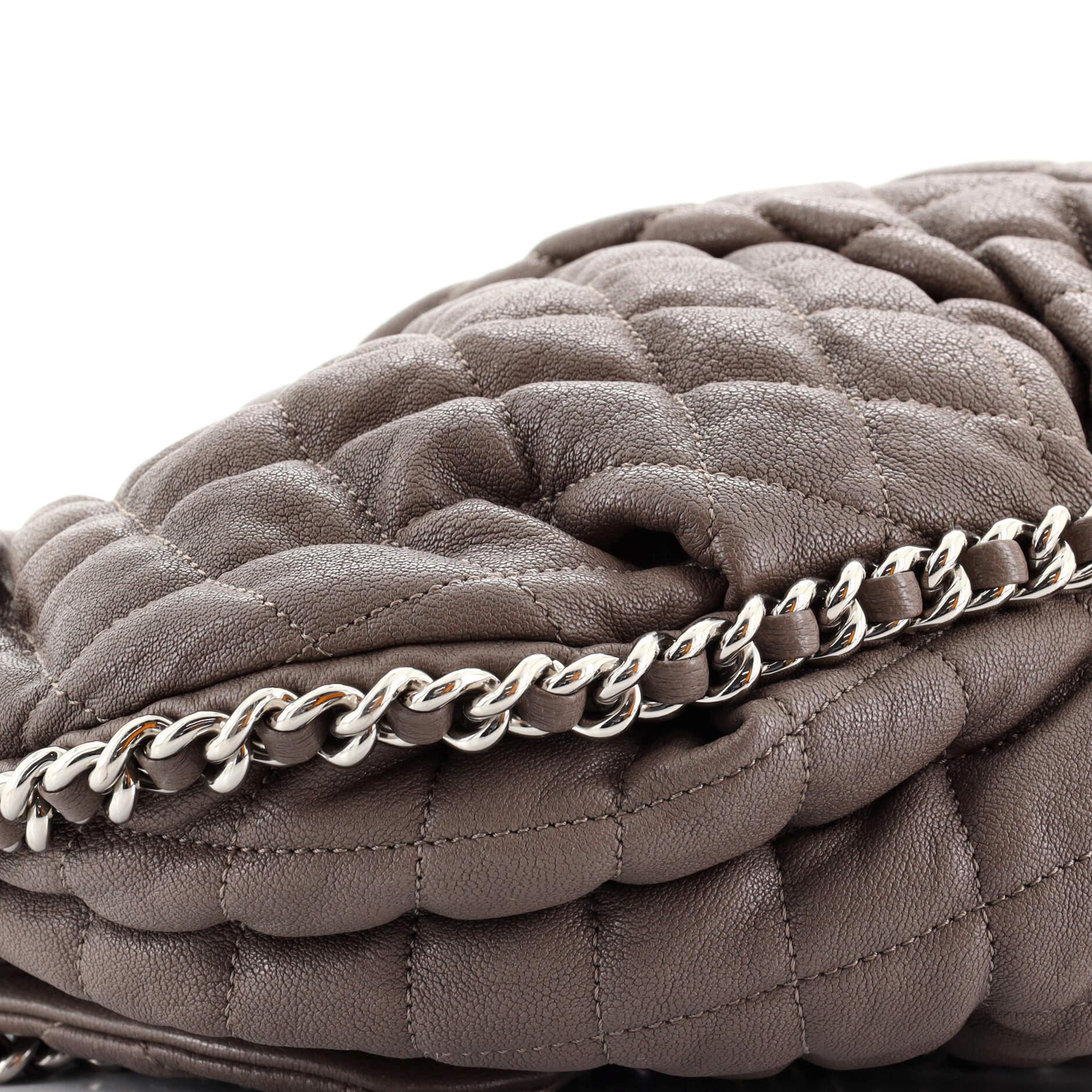 Chanel Kette um Klappe Tasche gesteppt Leder groß 1