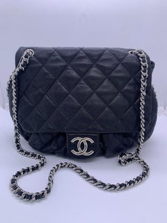 CHANEL Chain Around Shoulder Bag Black Calfskin Leather Silver Hardware